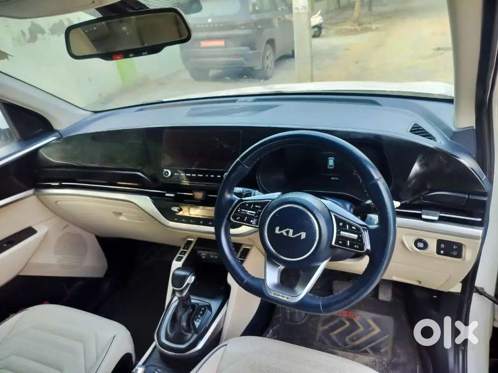 Kia Carens Luxury Plus Diesel At 2023