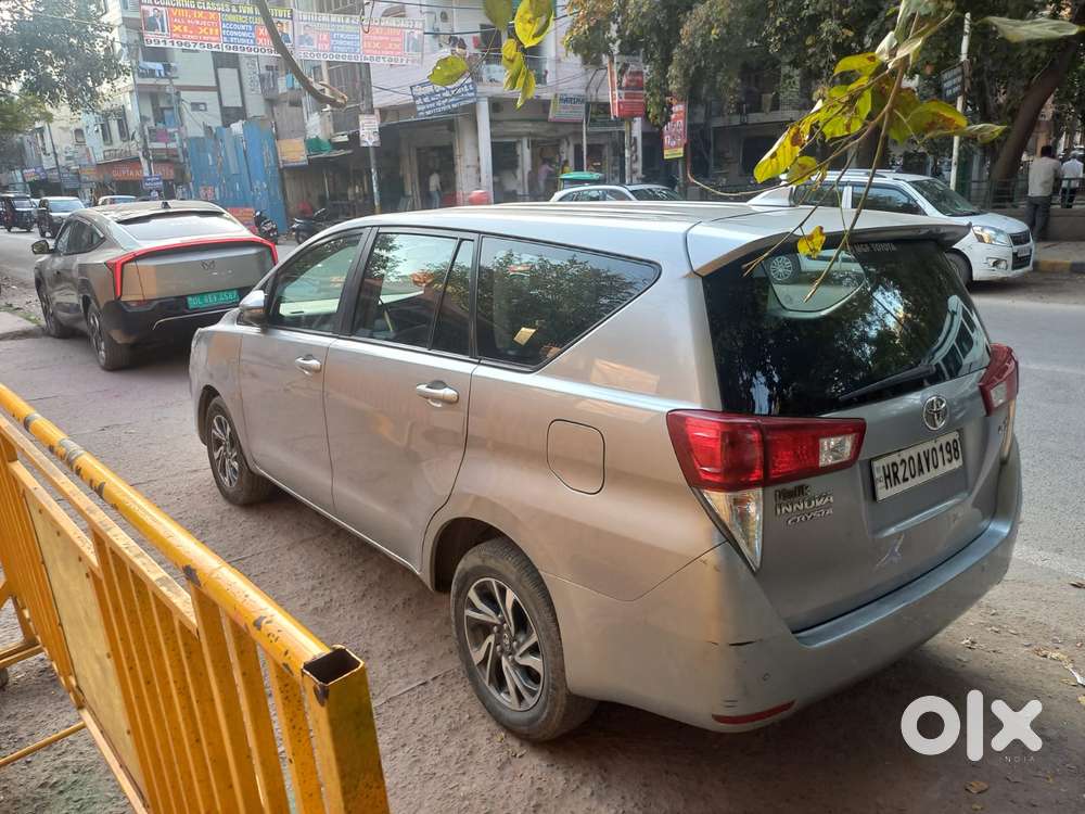 Toyota Innova Crysta 2.4 G Mt 8s, 2022, Diesel