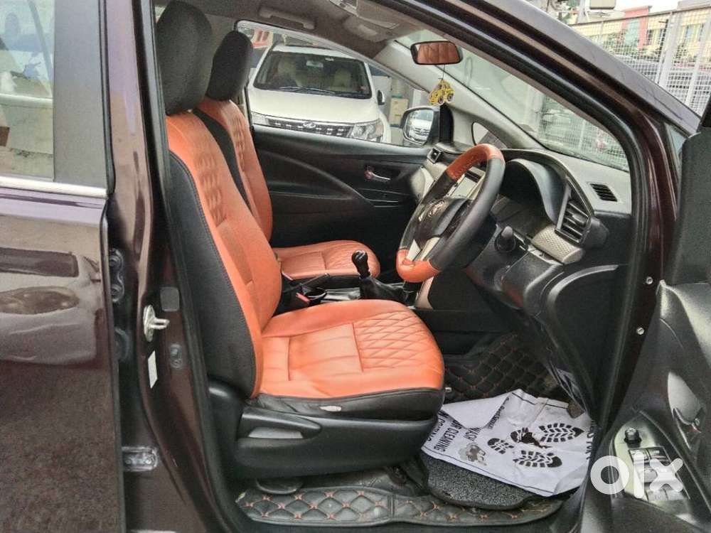 Toyota Innova Crysta 2.4 G Mt 8s, 2016, Diesel