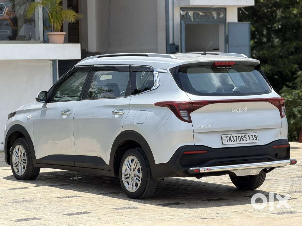 Kia Carens 1.5 Premium 7 Str, 2023, Petrol