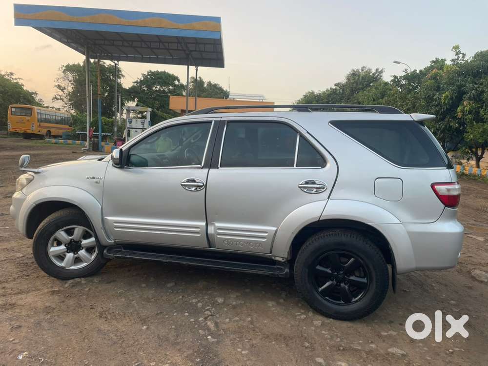 Toyota Fortuner Diesel Manual 2009