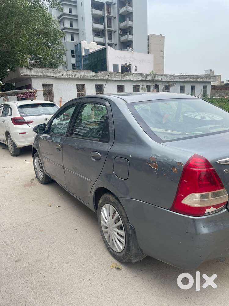 Toyota Etios Liva 2013