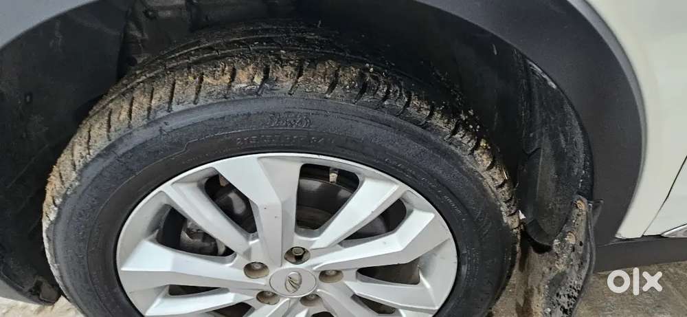 Mahindra Xuv300 1.5 Diesel Manual