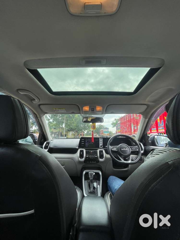 Kia Sonet Petrol Well Maintain