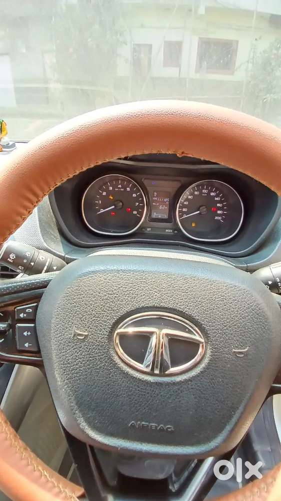 Tata Nexon Xz+ Top Model (mannual)