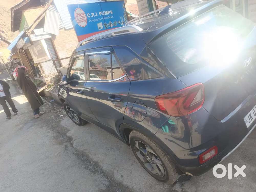 Hyundai Venue S +  2022 Petrol 52000 Km Driven