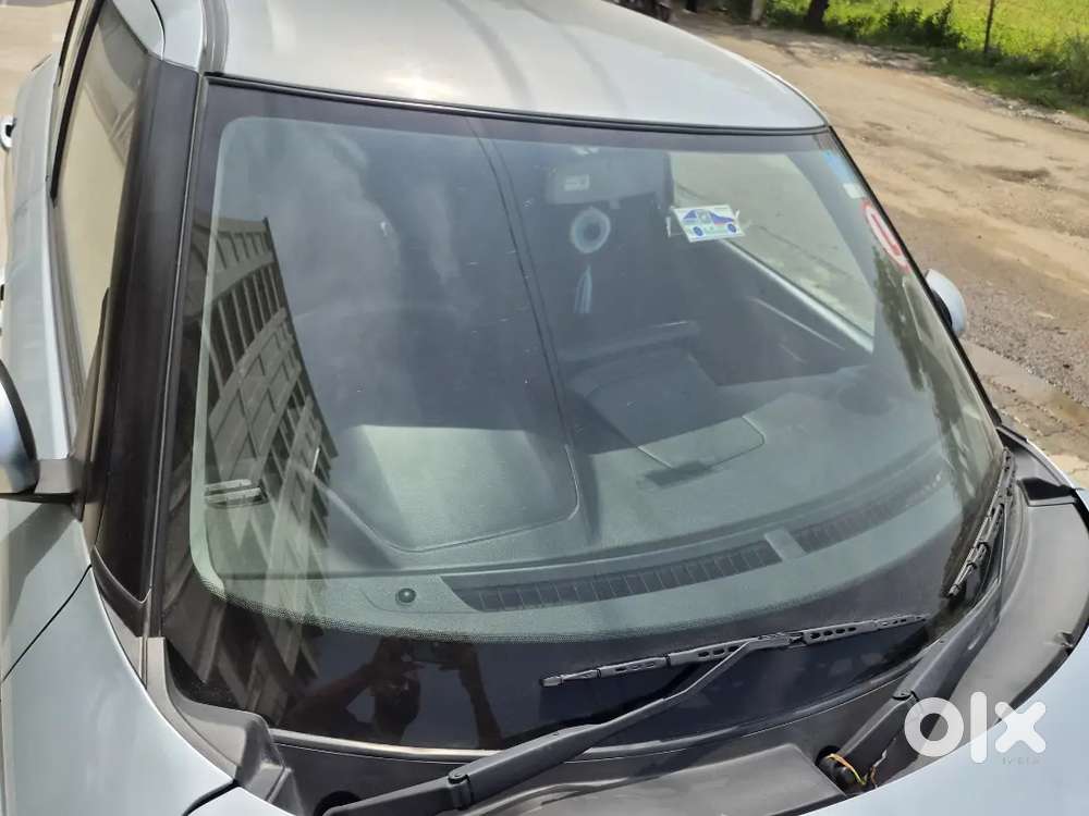 Maruti Suzuki Swift Zxi Plus - Top Model (december 2025)