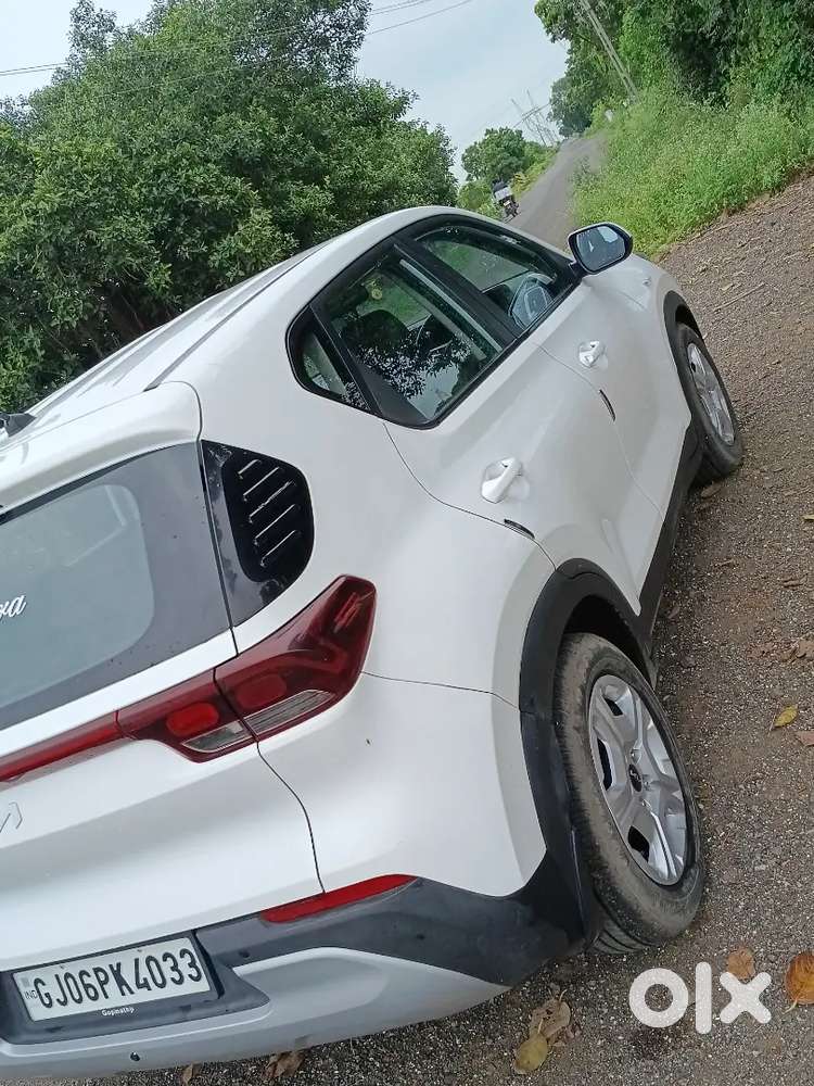 Kia Sonet 2022 Petrol 19000 Km Driven