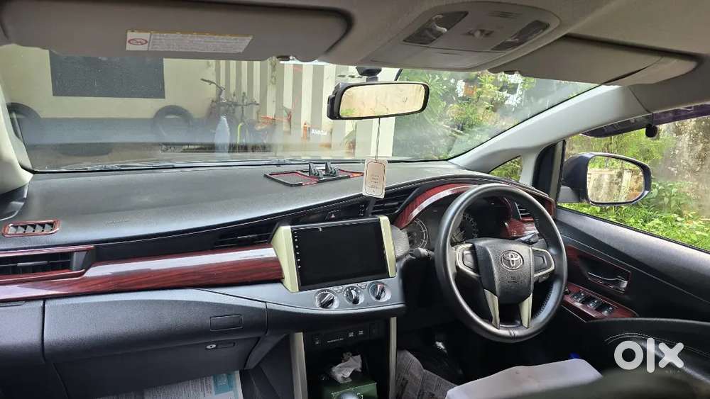 Toyota Innova Crysta 2017 Diesel 138000 Km Driven