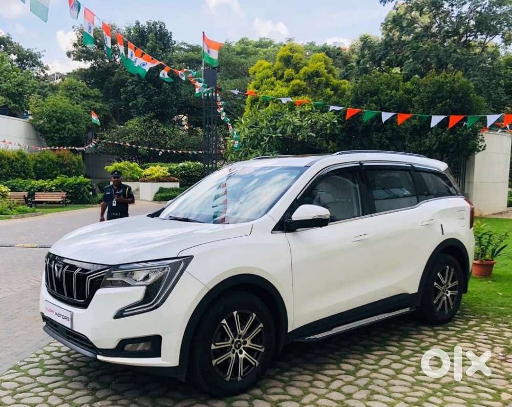 Mahindra Xuv700 2.2 Ax 7 Diesel At Luxury Pack Str Awd, 2022, Diesel