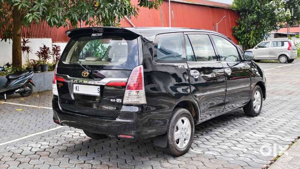 Toyota Innova 2.5 V 7 Str, 2007, Diesel