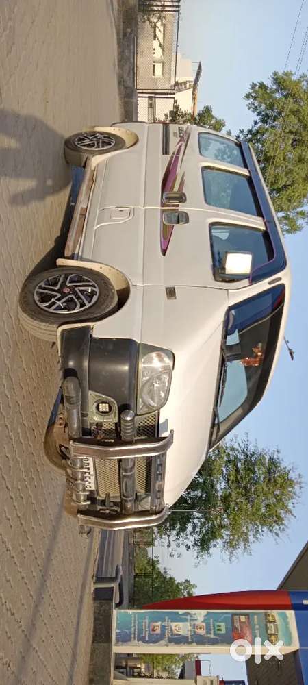 Maruti Suzuki Eeco 2015 Cng & Hybrids 93000 Km Driven