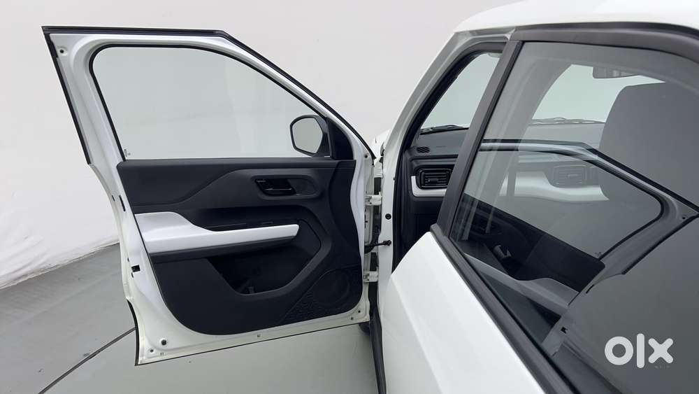 Tata Punch Pure, 2025, Petrol