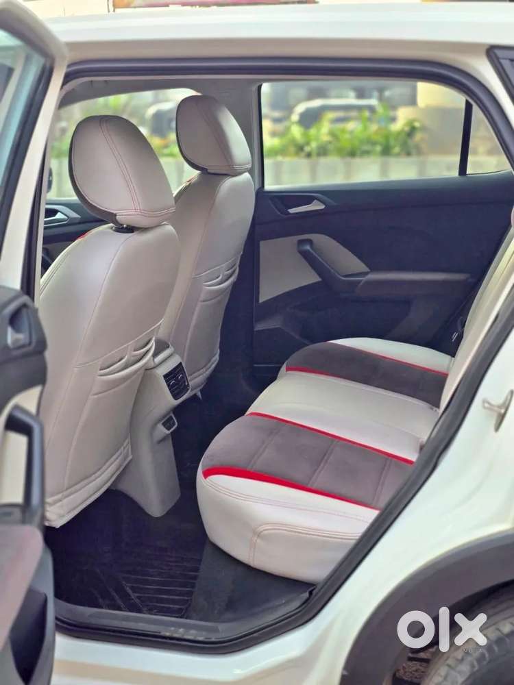 Volkswagen Taigun 1.0 Tsi Highline At, 2023, Petrol