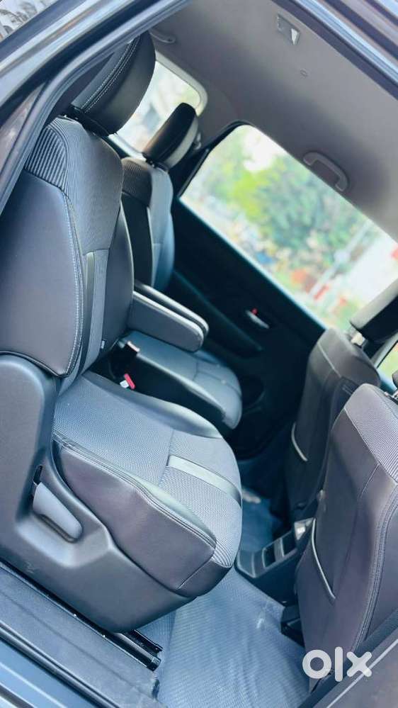 Maruti Suzuki Xl6 1.5 Zeta Mt, 2025, Petrol