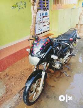 Old pulsar best sale 150 olx