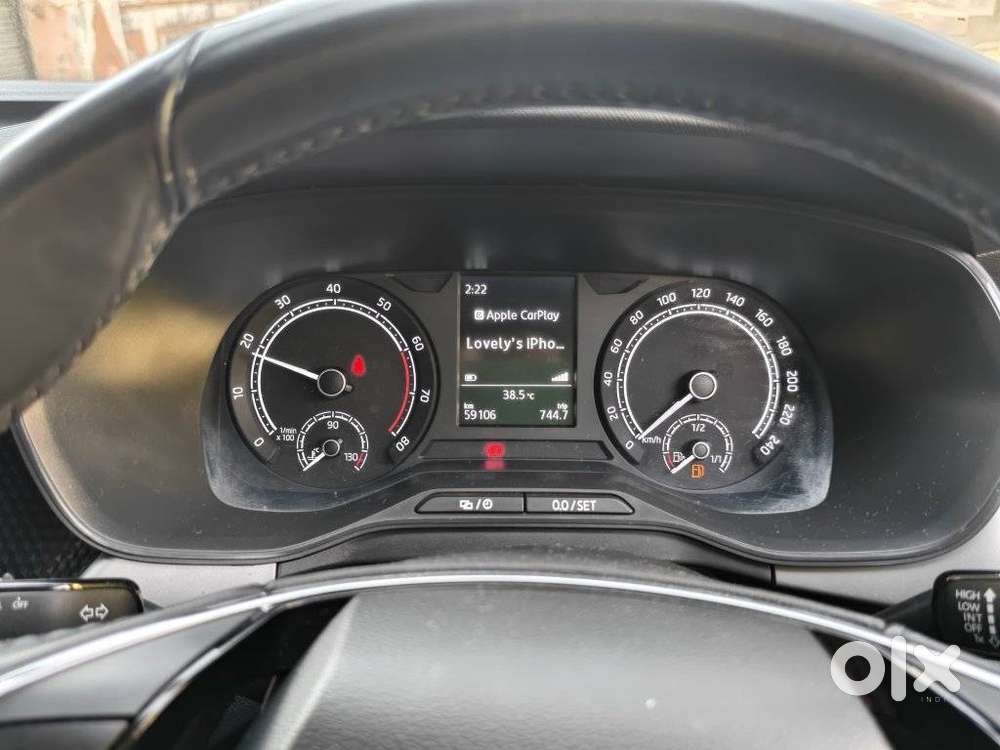 Skoda Kushaq 1.0 Tsi Ambition, 2022, Petrol