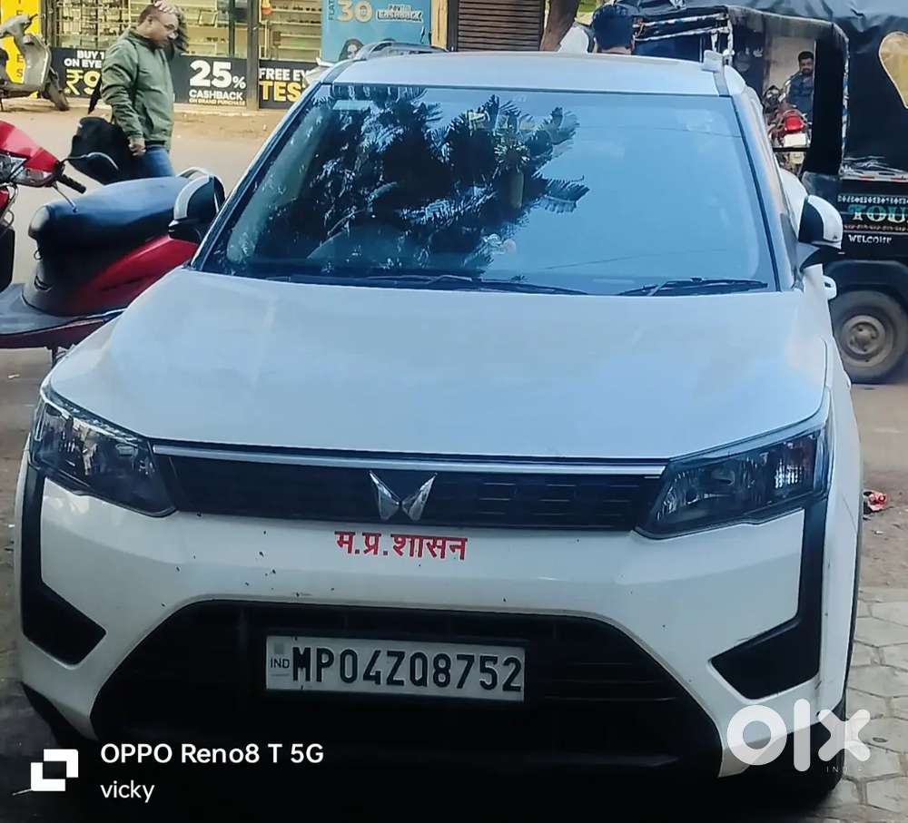 Mahindra Xuv300 2023 Petrol 40000 Km Driven