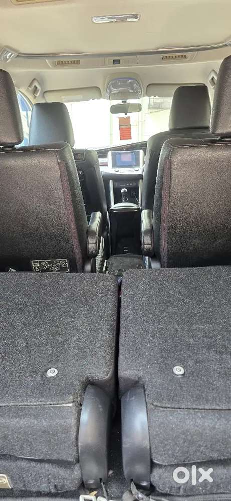 Toyota Innova Crysta 2016 Diesel 115000 Km Driven