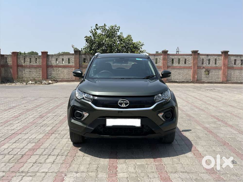 Tata Nexon 1.2 Revotron Xma Amt, 2023, Petrol