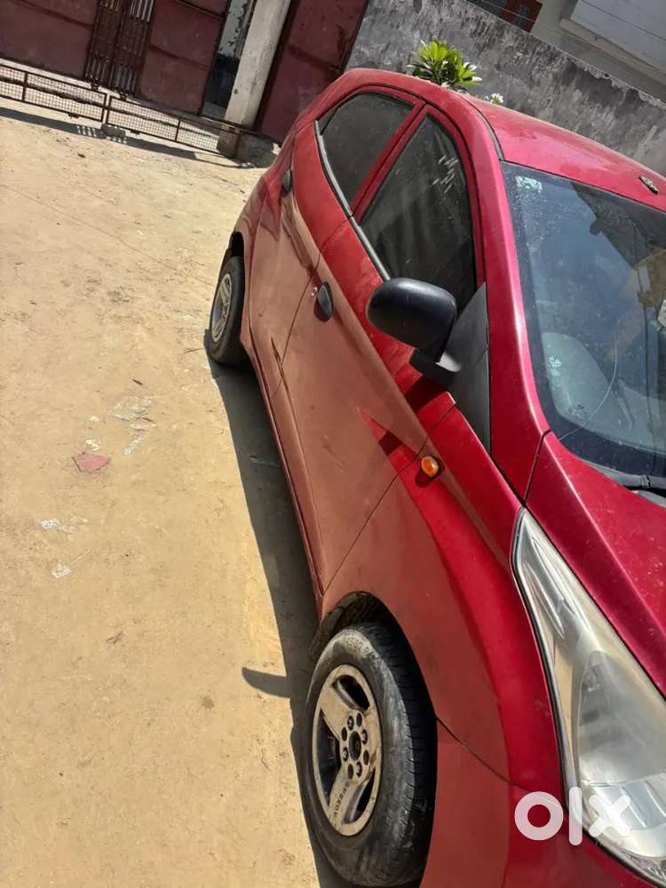 Hyundai Eon 2015 Cng & Hybrids Well Maintained