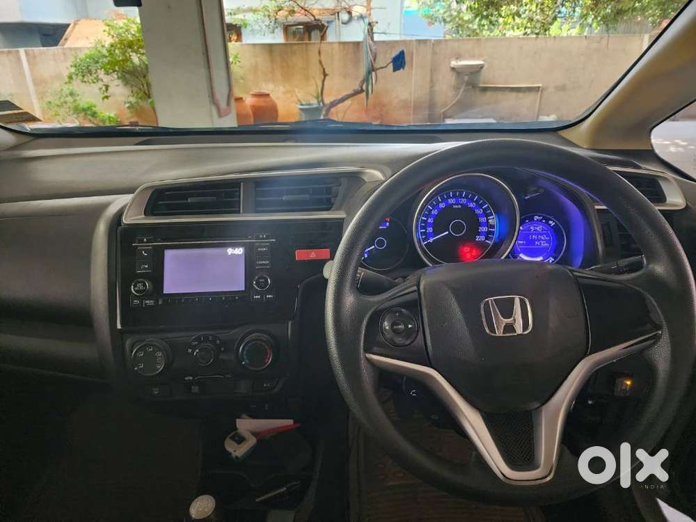 Honda Jazz 2015 Petrol 114000 Km Driven