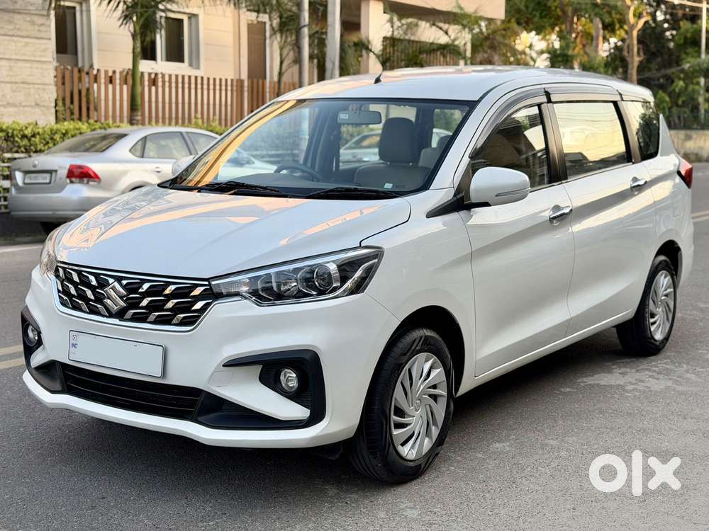 Maruti Suzuki Ertiga 1.5 Vxi, 2023, Petrol