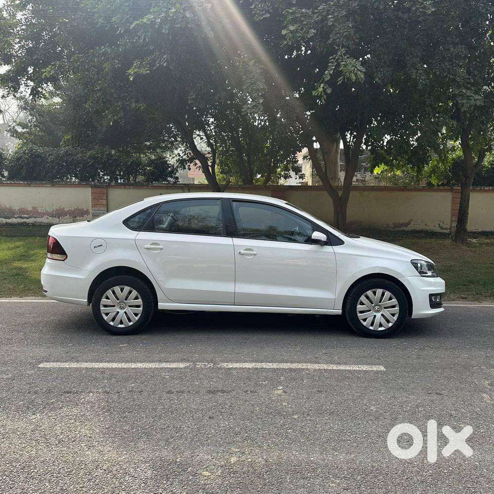 Volkswagen Vento 2010-2013 Petrol Highline At, 2016, Petrol
