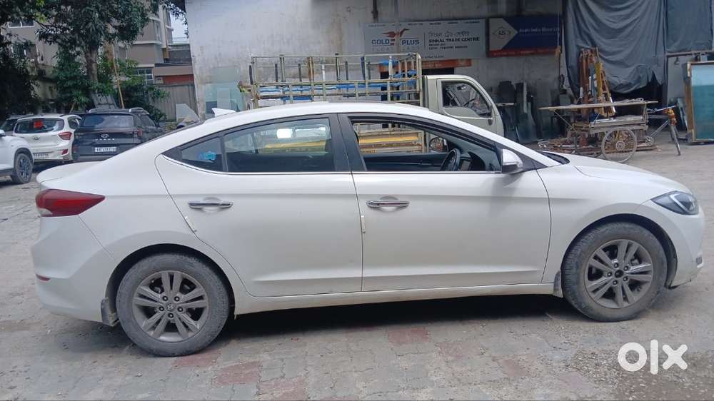 Hyundai Elantra Sx Petrol  2018  29,600 Km  Family Owned  Siliguri
