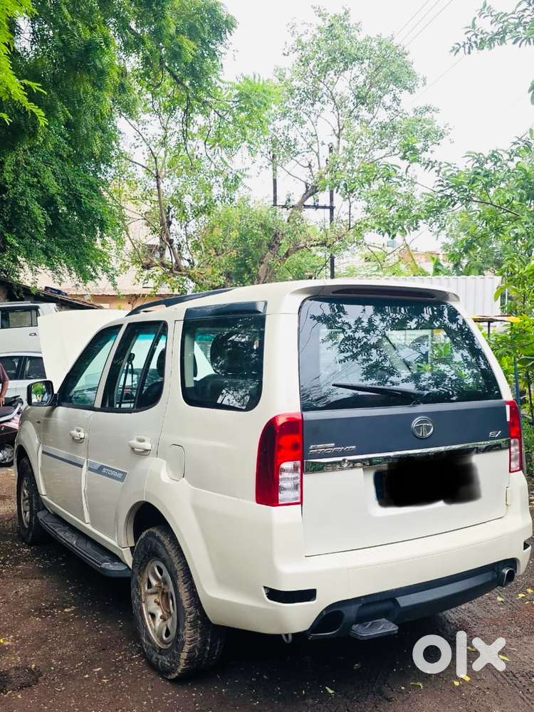Tata Safari Storme Diesel 2017
