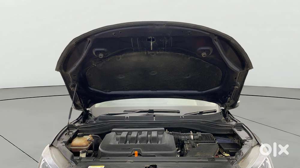 Mahindra Xuv700 2.0 Ax 7 Petrol At Str, 2022, Petrol