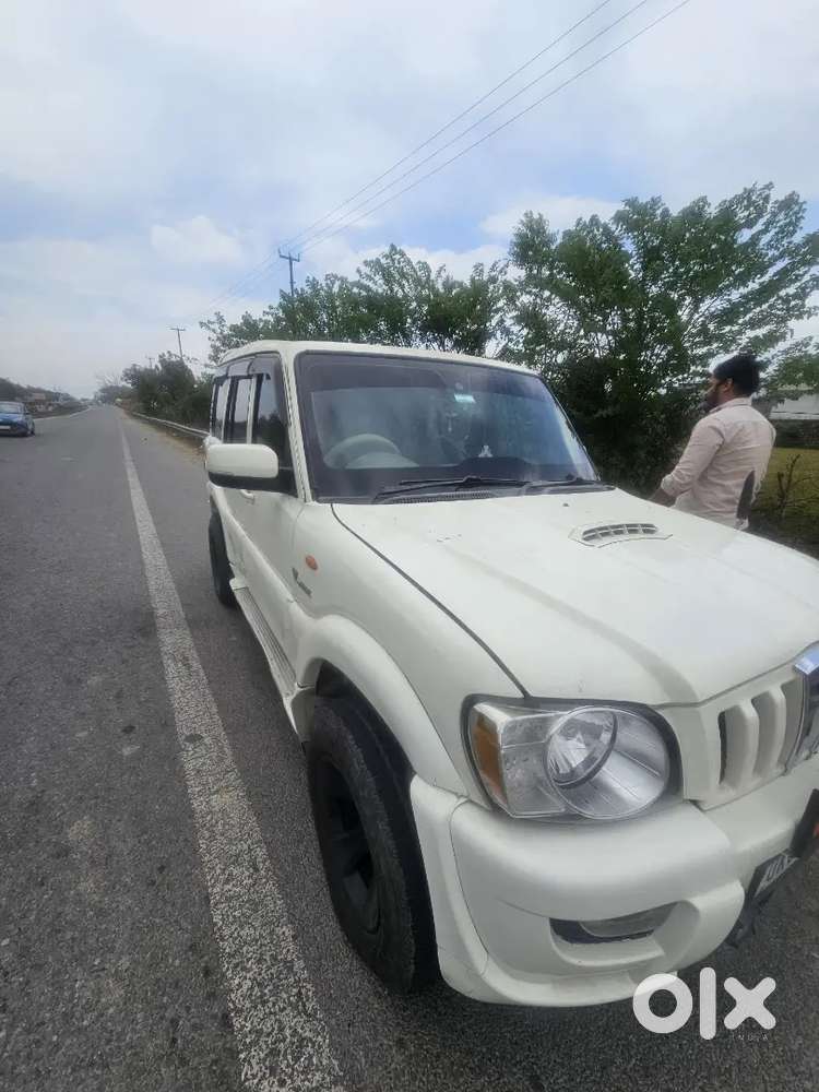 Mahindra Scorpio 2012