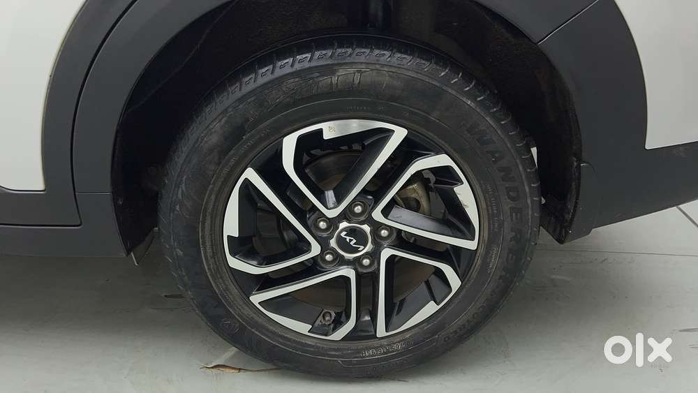 Kia Carens 1.4 Prestige Plus Turbo 7 Str, 2022, Petrol