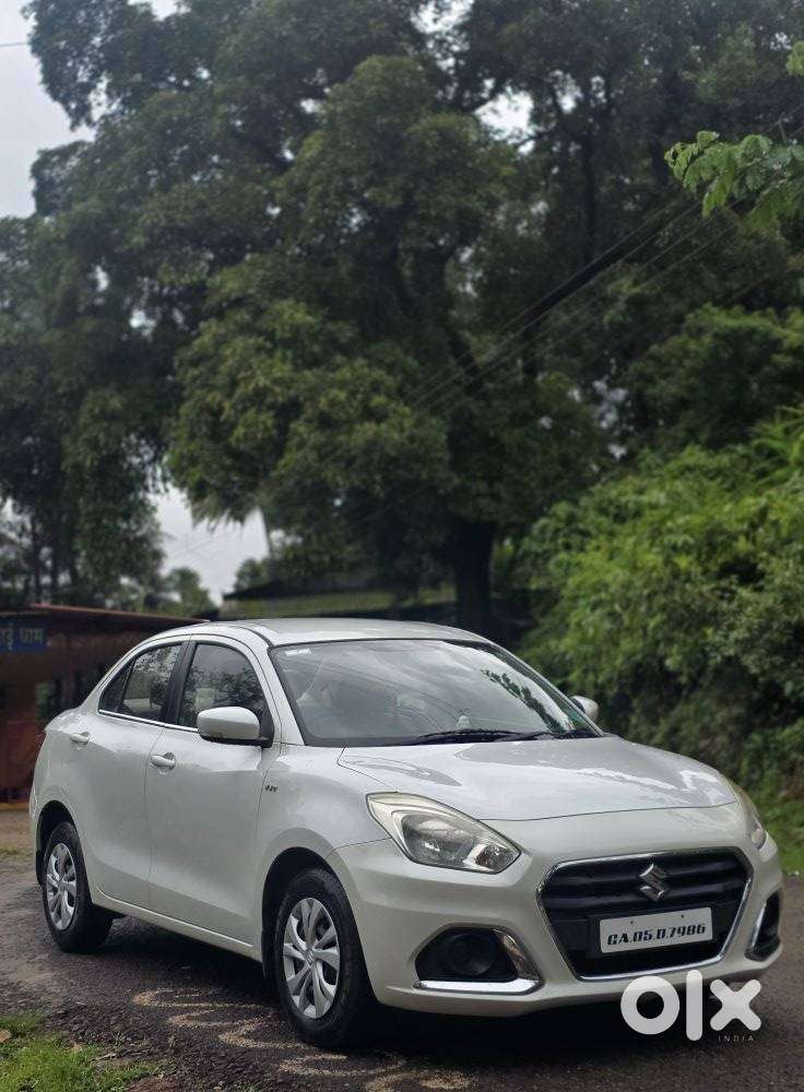 Maruti Suzuki Swift Dzire 1.2 Vxi Bsiv, 2018, Petrol