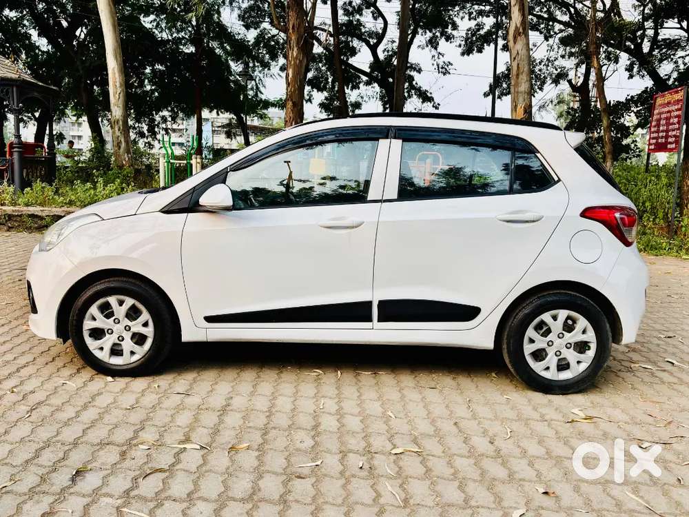 Hyundai Grand I10 Sportz 2015