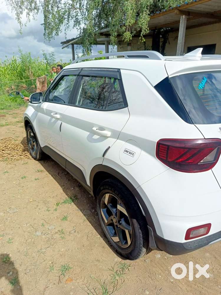 Hyundai Venue Diesel 2021