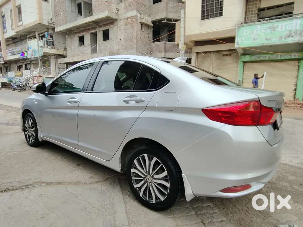 Mileage 25 Kmpl
