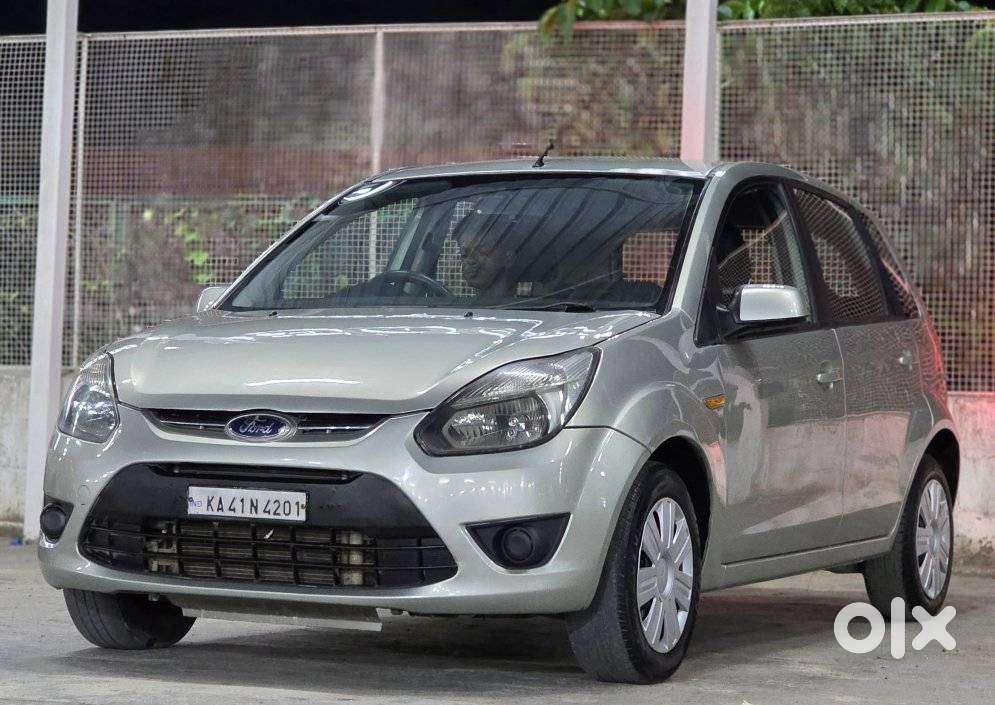 Ford Figo, 2010, Petrol