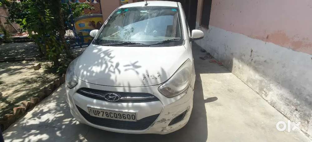 Hyundai I10 2012 Petrol 70000 Km Driven