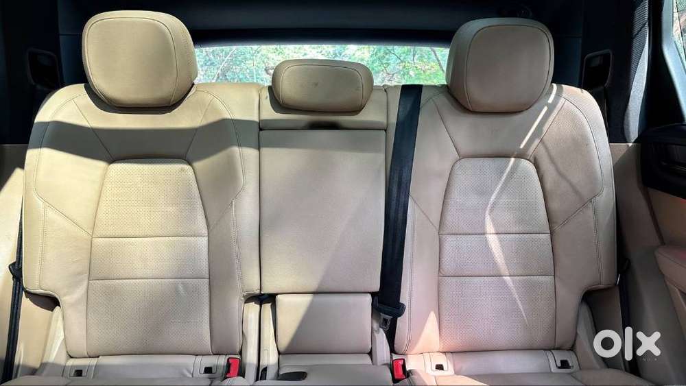 Porsche Cayenne Base, 2019, Petrol