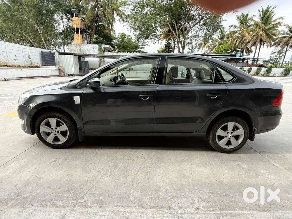 Skoda Rapid 2016 Petrol