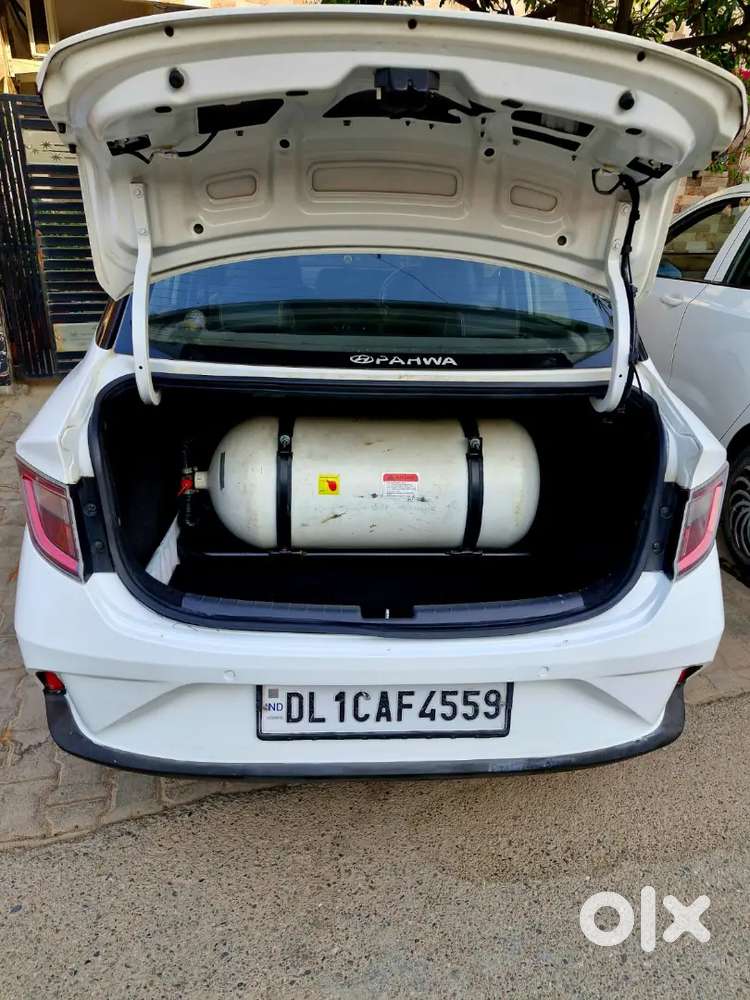 Hyundai Aura 2022 Aura Sx Cng 2022 
1st Owner 
Km 68000
All Original,s