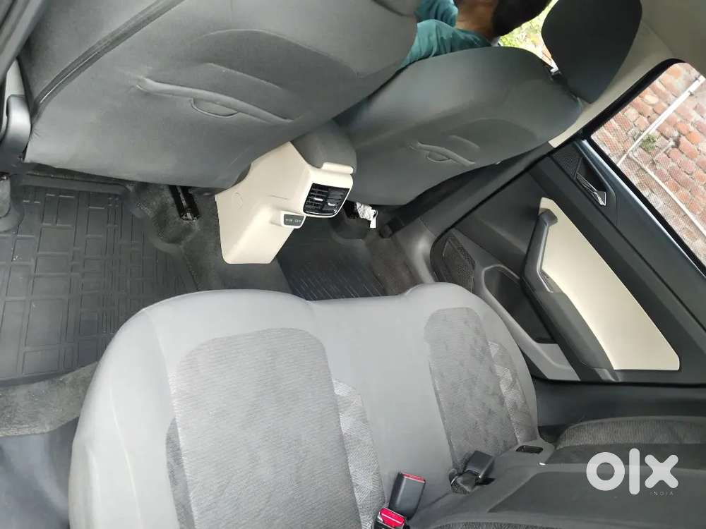Skoda Slavia 2025 Petrol 13500 Km Driven