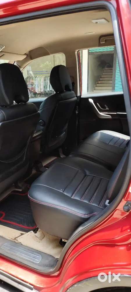Low Kilometer Mahindra Xuv500 Diesel 2014