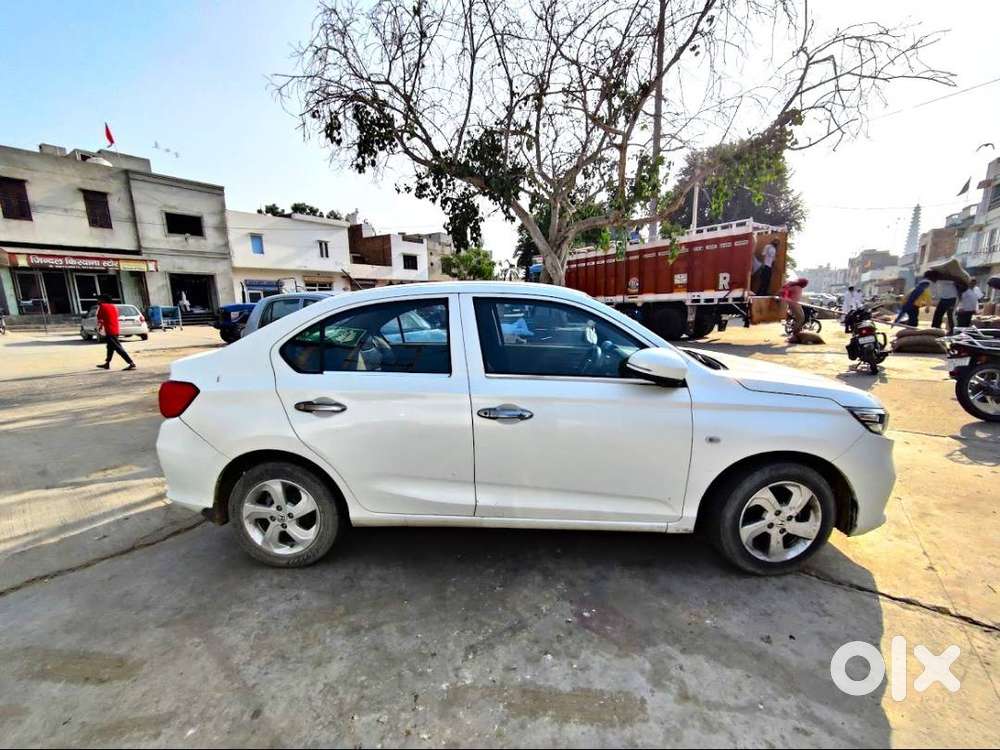 Honda Amaze Upgraded Top Model