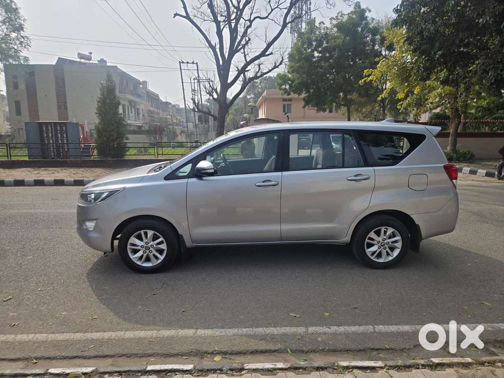 Toyota Innova Crysta 2.4 G Mt, 2019, Diesel