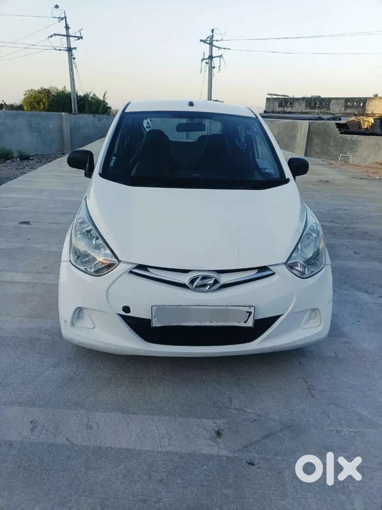 Hyundai Eon 2012 Cng & Petrol 81000 Km Drive