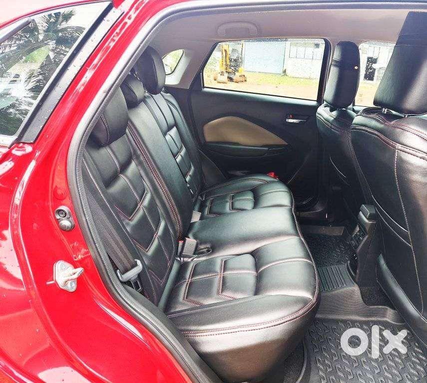 Toyota Glanza 1.2 V Amt, 2025, Petrol