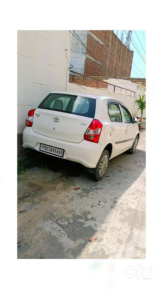 Toyota Etios Liva 2016