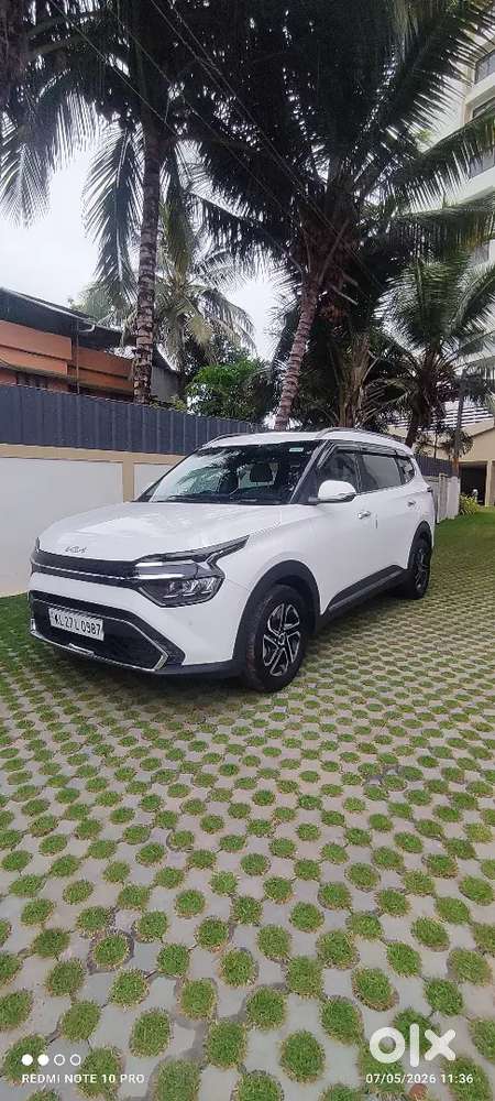 Carens Luxury Diesel Automatic